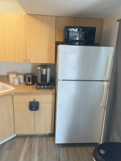 Modern One Bedroom Apartment New York