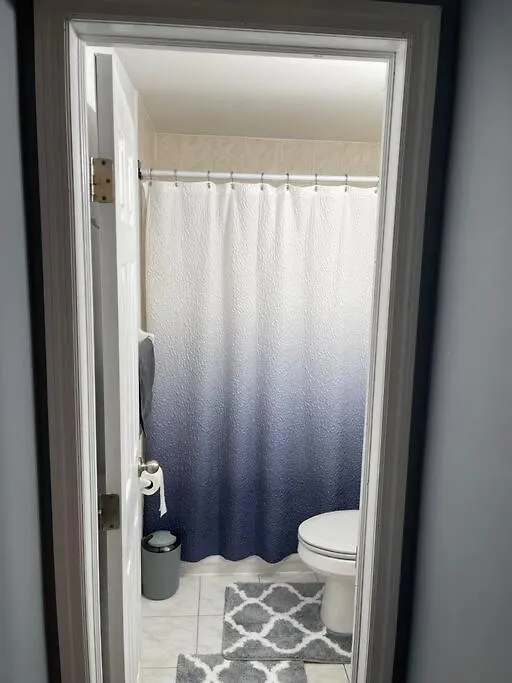 Modern One Bedroom Apartment New York 0*,